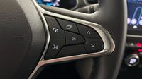 Renault Captur 1.6 E-Tech hybride 145ch Iconic — photo 25