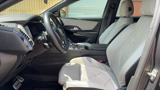 DS DS7 Crossback 1.5 BlueHDi 130 EAT8 - Rivoli – 2021 – 161436 km – Diesel – Boîte Automatique — photo 18
