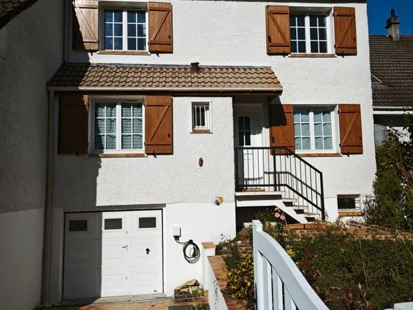 Maison familiale de 104m2 a Cesson-la-Forêt