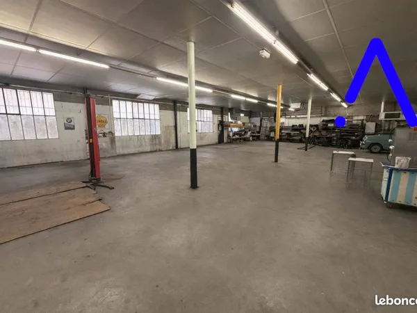 Local commercial 590 m² Lunéville