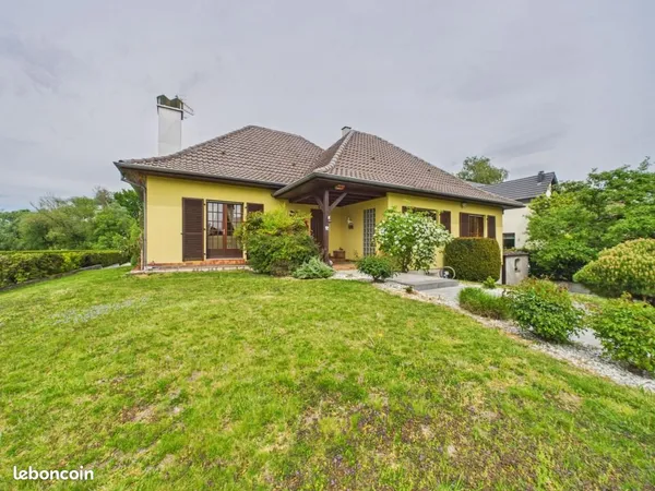 Villa 5 pièces 252 m²