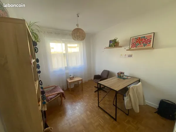 Loue bureau professionnel