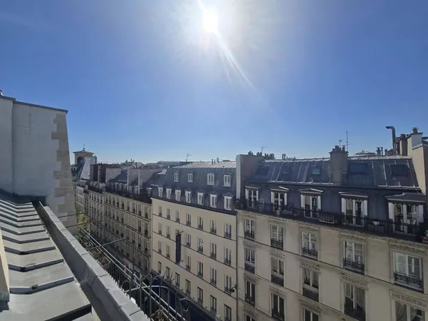 Studio 1 pièce 13 m²