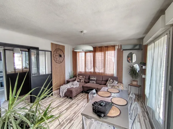Maison 8 pièces 156 m²