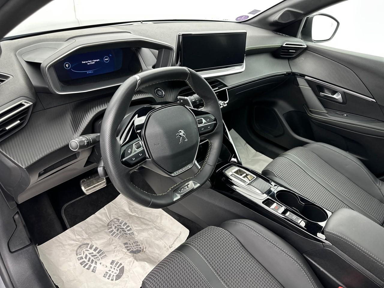 Peugeot 208 puretech 100 s&s eat8 gt — photo 8