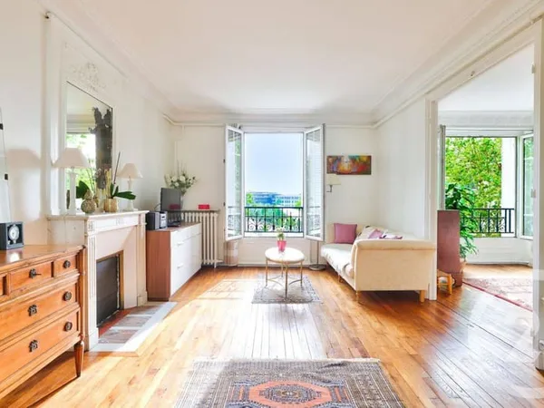 Appartement 4 pièces 80 m²