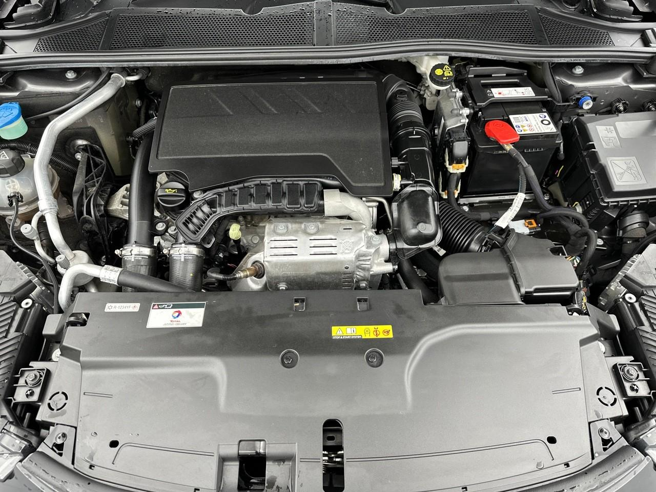 Ds Ds 4 puretech 130 eat8 performance line+ — photo 15