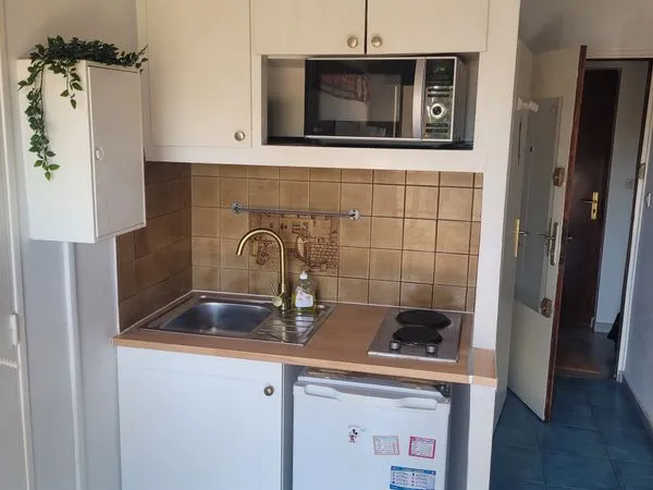 Location Studio 17m² + 6m² balcon