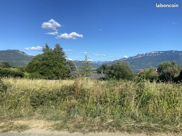 Terrain 1589 m² Yenne