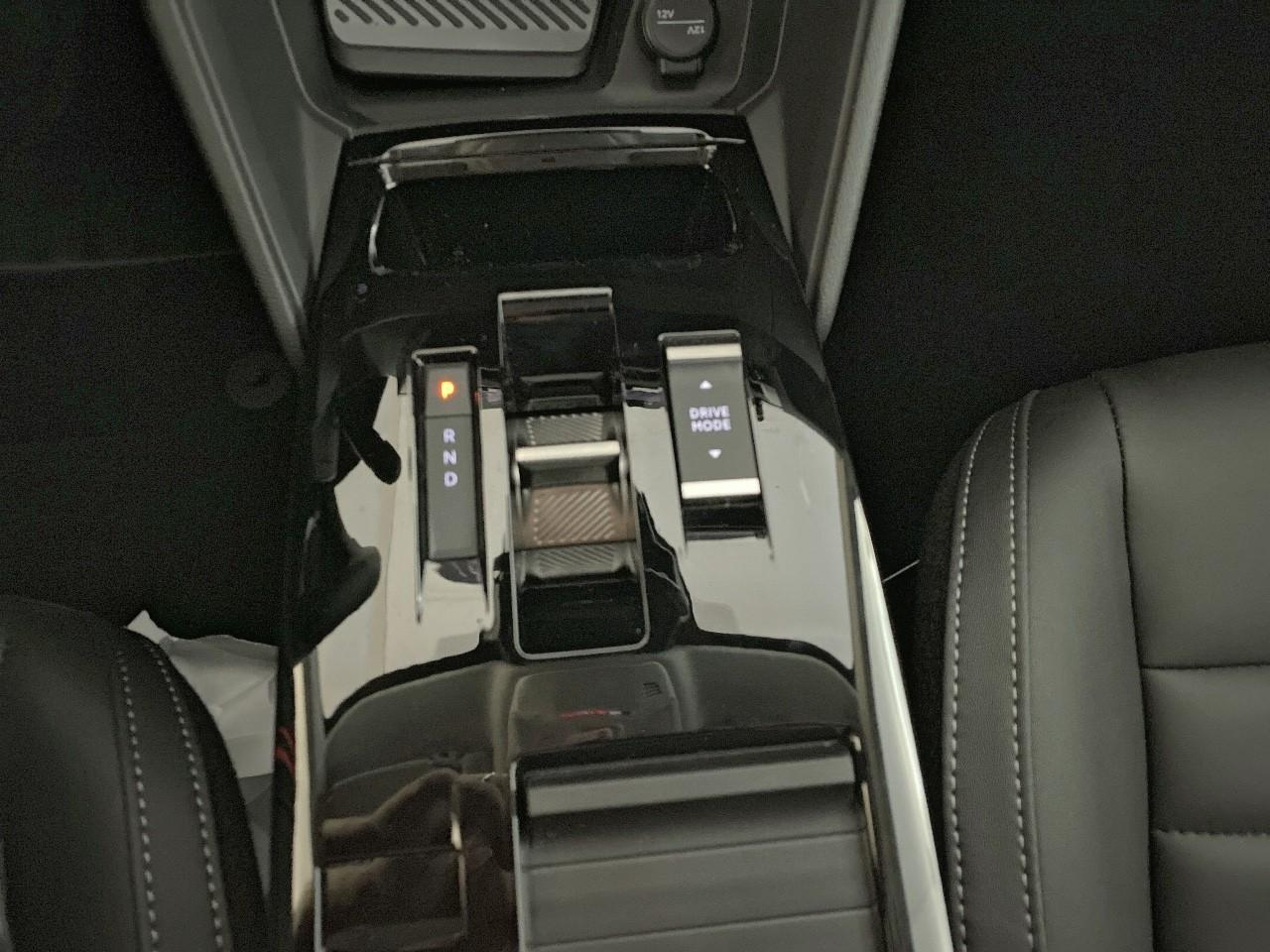 Citroën C4 hybride 145 ch e-dcs6 max — photo 17