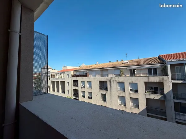 Studio 1 pièce 24 m²