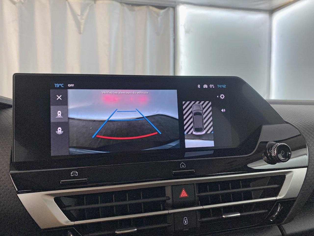 Citroën C4 hybride 145 ch e-dcs6 business — photo 17