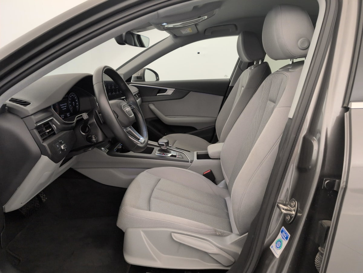 Audi A4 Allroad — photo 16
