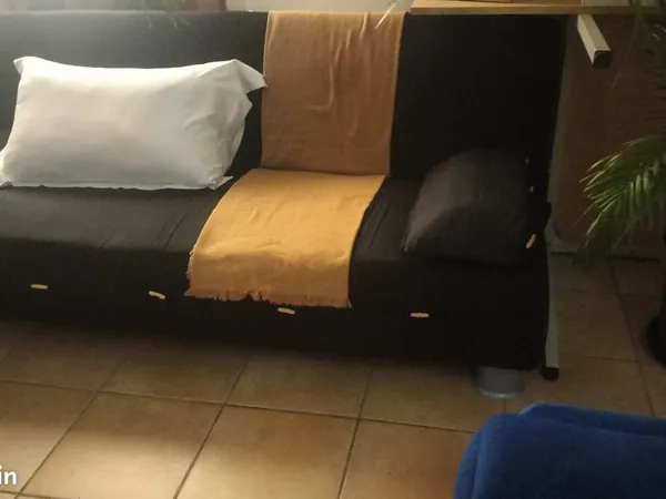 A loué studio meublé