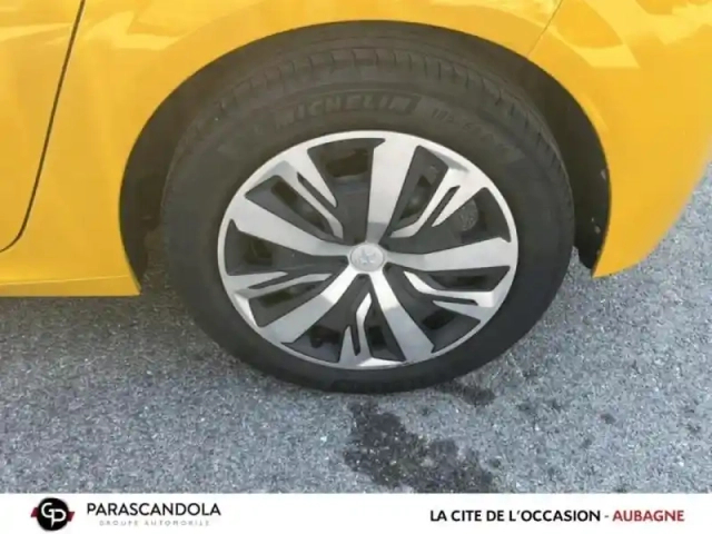 Peugeot 208 1.2 puretech 75ch s&amp;s active business — photo 11