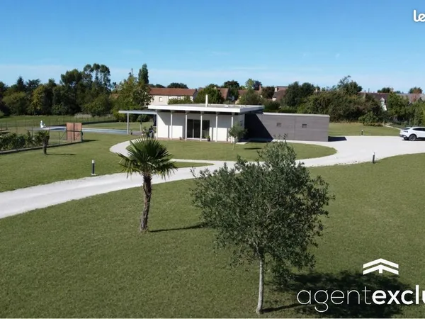 Maison 5 pièces 140 m²