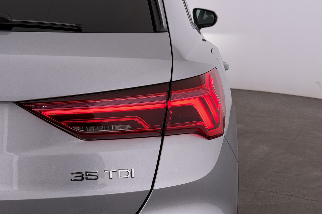 Audi Q3 — photo 10