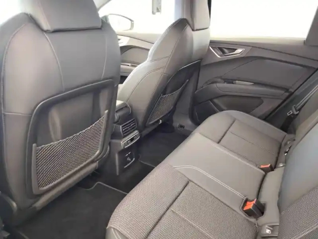 Audi Q4 E-Tron 45 285 ch 82 kwh — photo 8