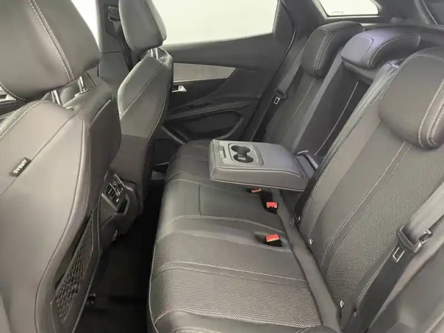 Peugeot 3008 hybrid 225 e-eat8 — photo 16