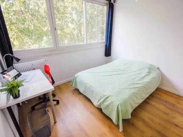 Appartement Colocation Paris 5p  765€