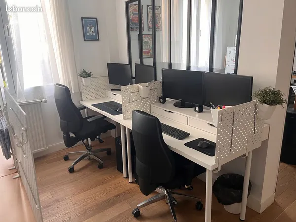 Coworking 2 postes en bureau partagé - Maison, Jardin & Clim - Vélizy Centre (T6)