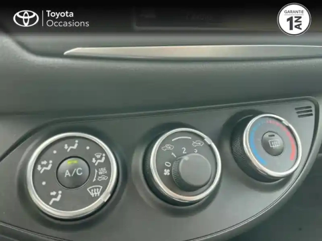 Toyota Yaris 110 vvt-i dynamic cvt 5p — photo 12
