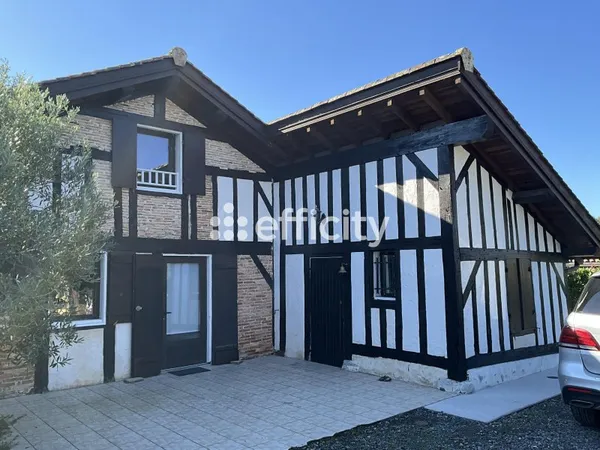 Maison 5 pièces 160 m²