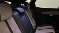 Peugeot 3008 HYBRID 225ch GT Pack e-EAT8 — photo 13