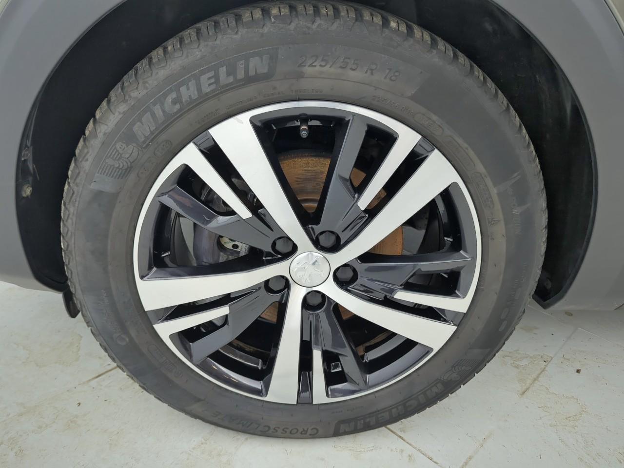 Peugeot 3008 puretech 130ch s&s bvm6 allure — photo 11