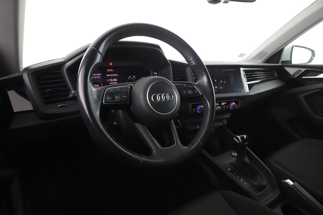 Audi A1 Sportback 30 TFSI S Tronic 7 — photo 10