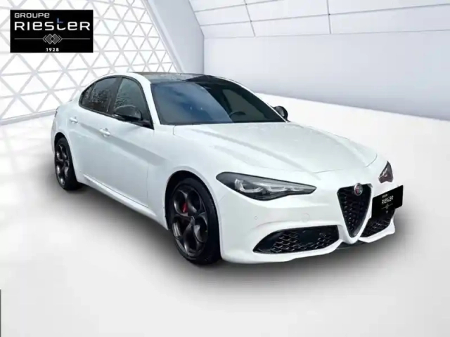 Alfa Romeo Giulia 2.2 160 ch at8 — photo 30