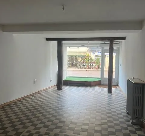 Local commercial 60 m²