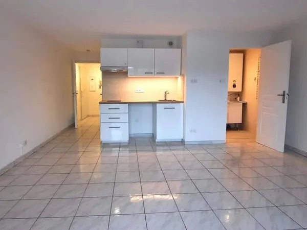 Studio 1 pièce 31 m²