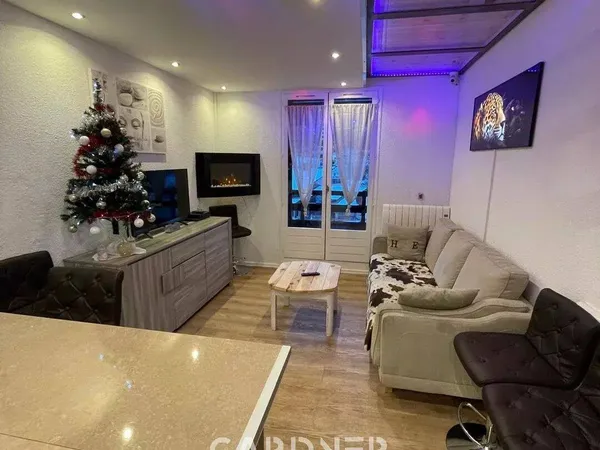 Appartement 4 pièces 43 m²
