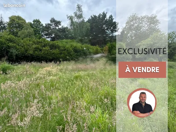 Terrain 718 m² Ézy-sur-Eure