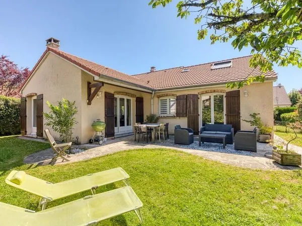 Maison 8 pièces 149 m²