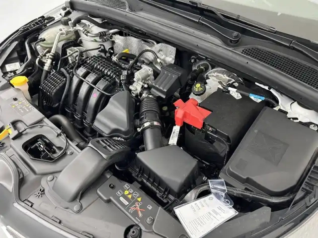 Renault Clio sce 65 — photo 36