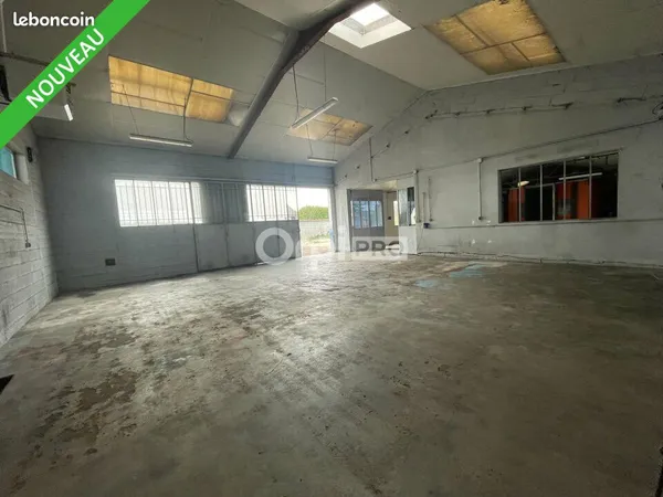 Local d'activité 385 m²