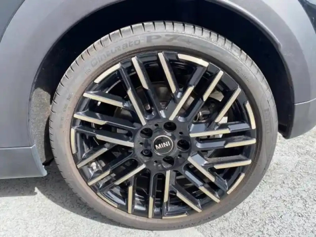 Mini Cooper 3 portes c 156ch favoured dkg7 — photo 9
