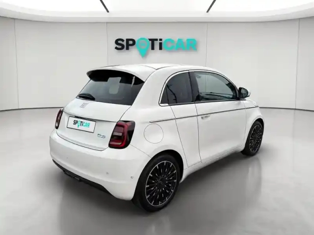 Fiat 500 3+1 e 118ch la prima my23 — photo 6