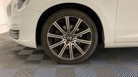 Volvo V60 D3 150ch R-Design Geartronic — photo 20