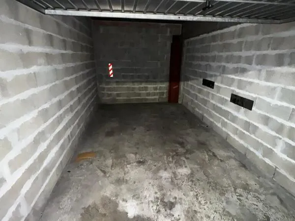 Garage fermé