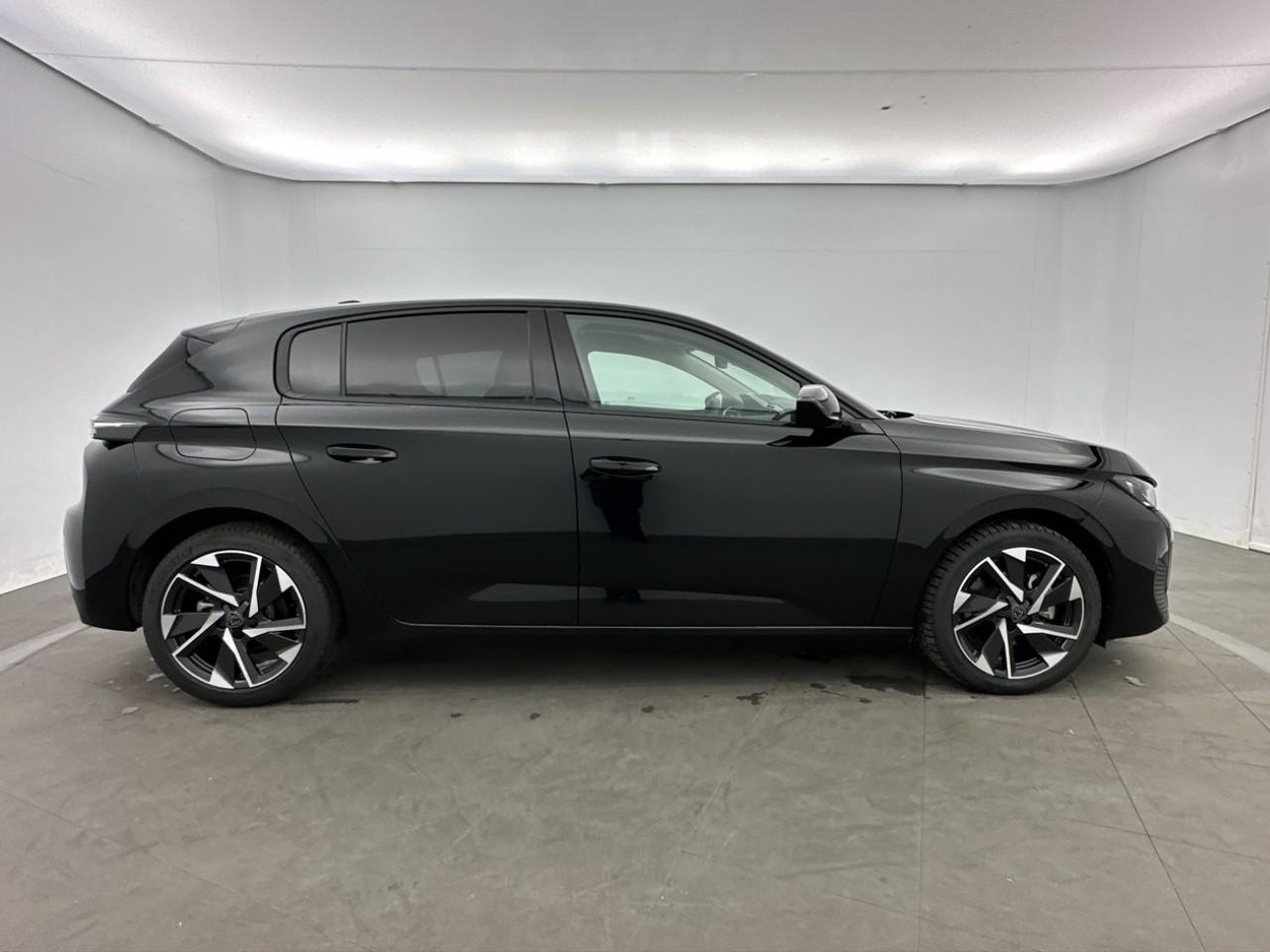 Peugeot 308 hybrid 145 e-dcs6 allure — photo 4