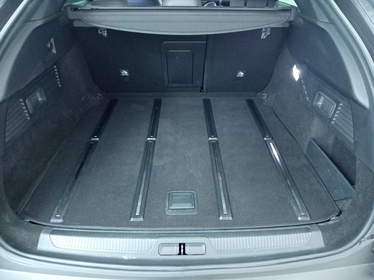 Citroën C5 X hybride rechargeable 225 s&s e-eat8 shine — photo 14