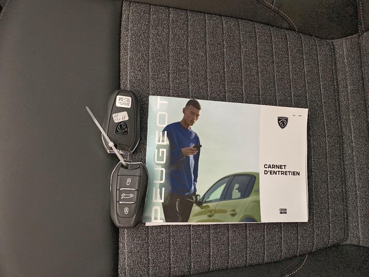Peugeot 5008 hybrid 145 ch e-dcs6 allure — photo 13
