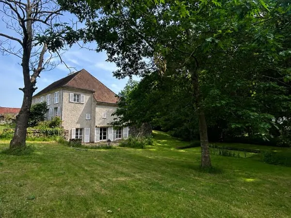 Propriété 13 pièces 341 m²