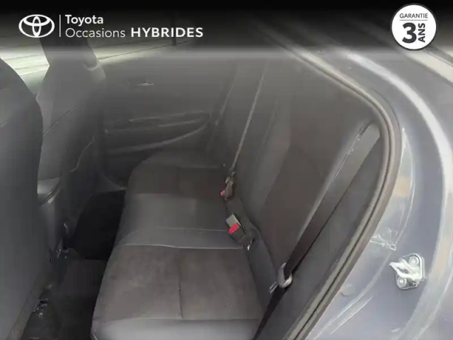 Toyota C-Hr 1.8 hybride 140ch gr sport — photo 12