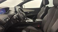 Peugeot 3008 HYBRID 225ch GT Pack e-EAT8 — photo 12