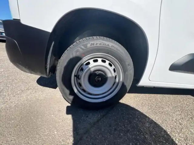 Citroën Berlingo van m diesel 100ch pack premium connect — photo 11