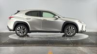 Lexus Ux 250h F SPORT Design 2WD — photo 4